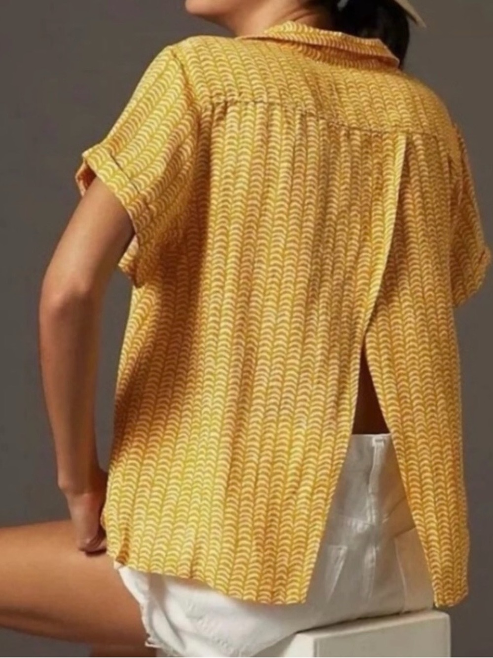 Anthropologie Maeve Short Sleeve Blouse XS Button Up Split Back
